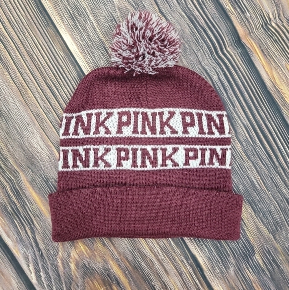 VS Pink OS pom-pom hat